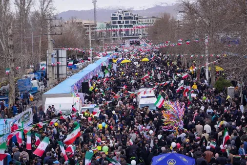 حماسه تماشایی و دشمن شکن مردم شهرستان کرج در فجر ۴۷