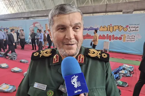 ما باید با عزم راسخ، مشکلات مردم را برطرف کنیم