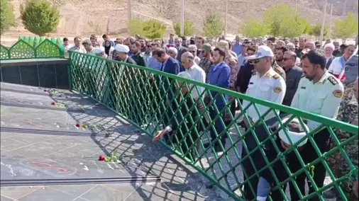 مراسم غبارروبی، عطرافشانی و گلباران مزار مطهر شهدای شهرستان ارسنجان