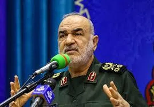 سرلشکر سلامی : شاهد ترکیب جدیدی از فناوری های پیشرفته در علوم و فنون دریایی هستیم